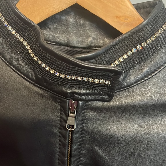 💯 Leather Jacket Brand New Tags attached - Picture 3 of 5